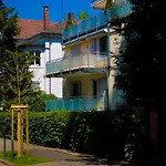 Maria-Viktoria Apartment